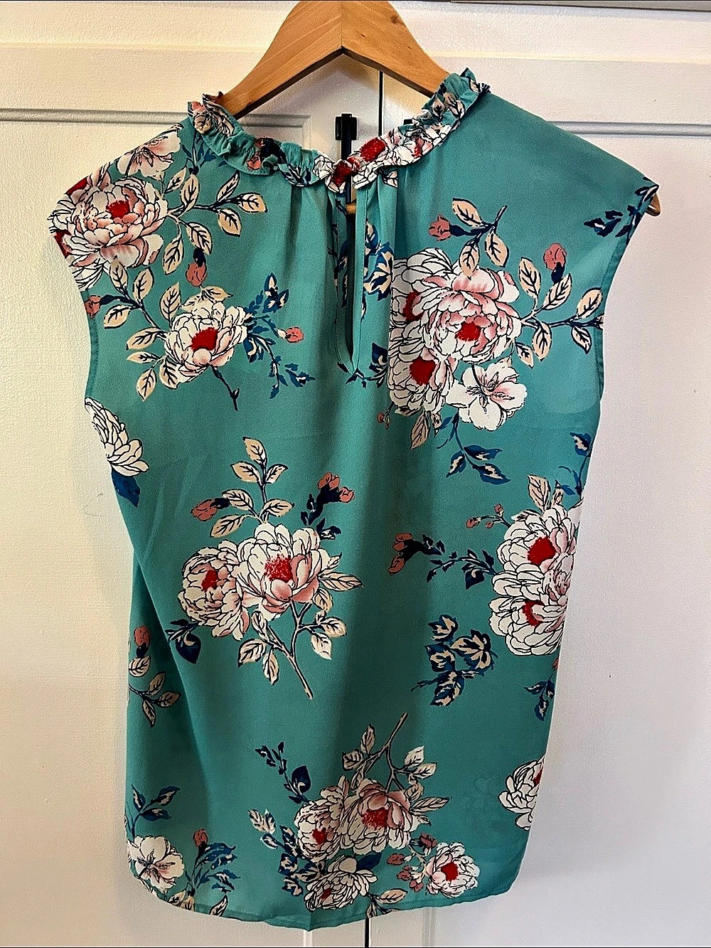 daniel rainn Emela Ruffle Neckline Blouse Floral Blue & Multicolor Small - Picture 2 of 3